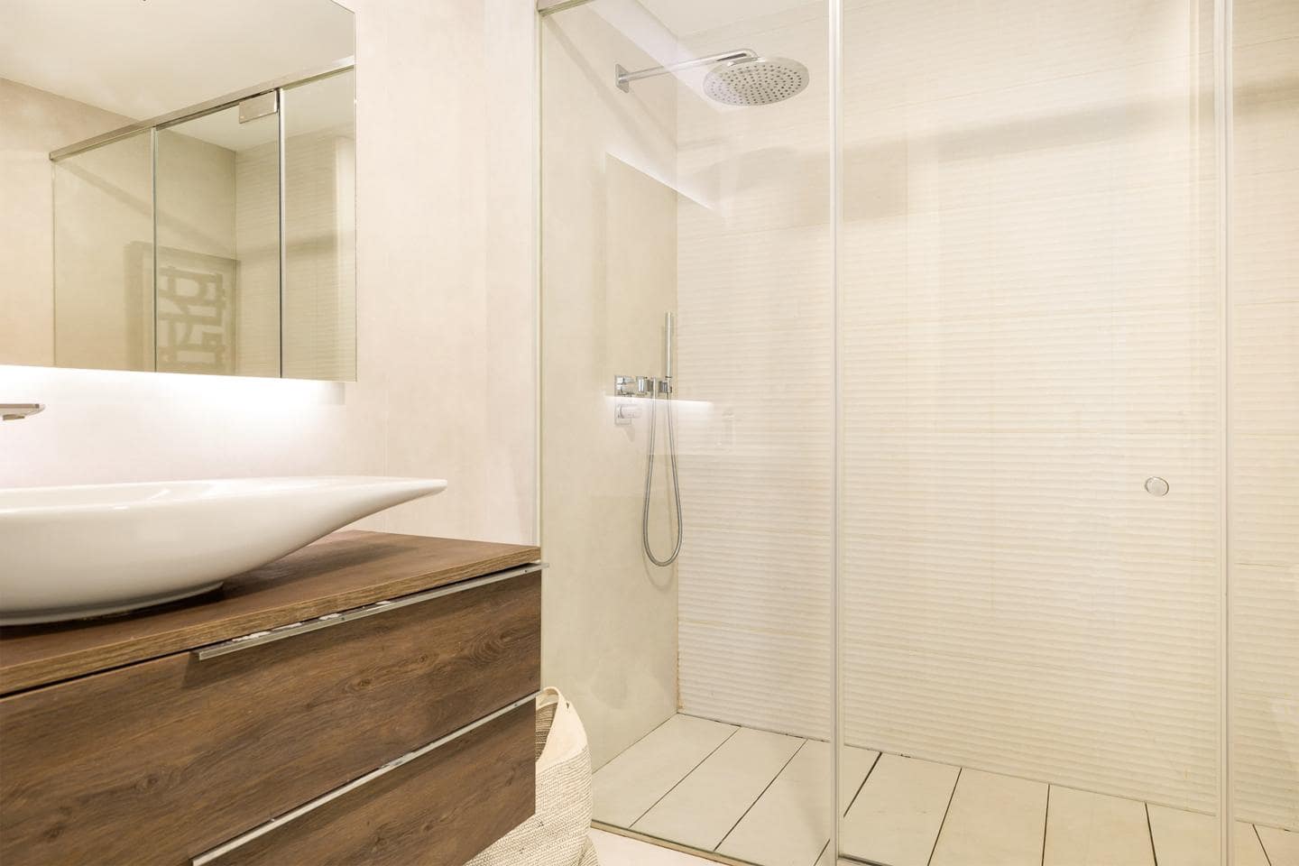 3 sypialnia Mieszkanie na sprzedaż w Estepona z basenem garażem - 1 145 000 € (Ref: 9029139)