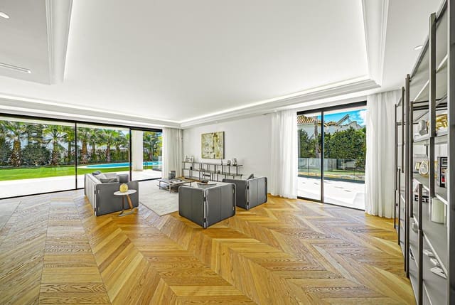 6 Zimmer Villa zu verkaufen in Lomas De Marbella, Marbella mit Pool Garage - 6.400.000 € (Ref: 9029140)