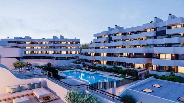 3 quarto Apartamento para venda em Huerta Nueva, Estepona com piscina garagem - 480 000 € (Ref: 9030584)