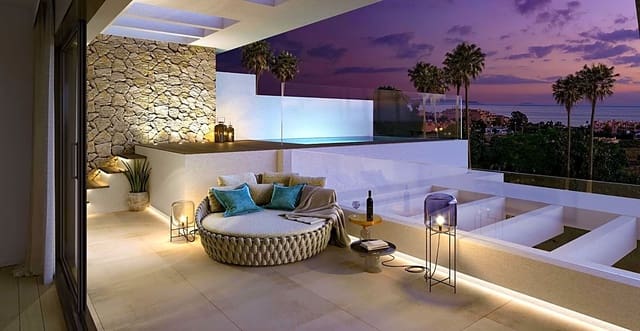 3 soverom Leilighet til salgs i Los Llanos, Estepona med svømmebasseng garasje - € 1 425 000 (Ref: 9051849)