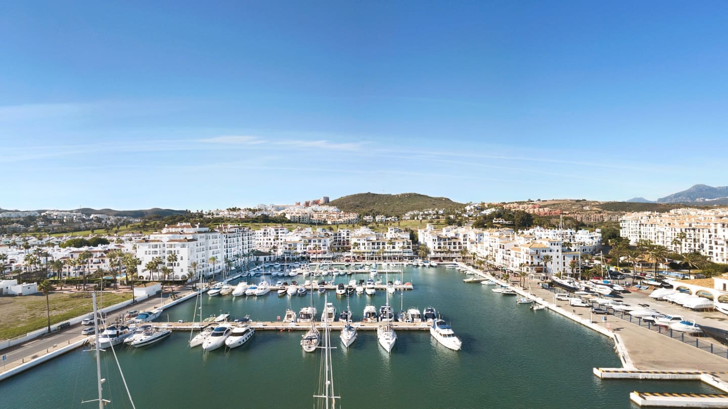 3 soveværelse Bungalow til salg i Manilva med swimmingpool garage - € 638.000 (Ref: 9053754)