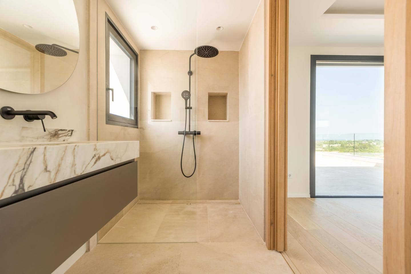 6 soverom Villa til salgs i Sotogrande med svømmebasseng garasje - € 6 975 000 (Ref: 9081010)