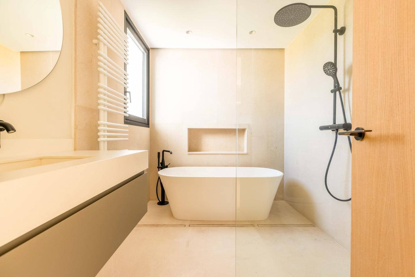 6 soverom Villa til salgs i Sotogrande med svømmebasseng garasje - € 6 975 000 (Ref: 9081010)