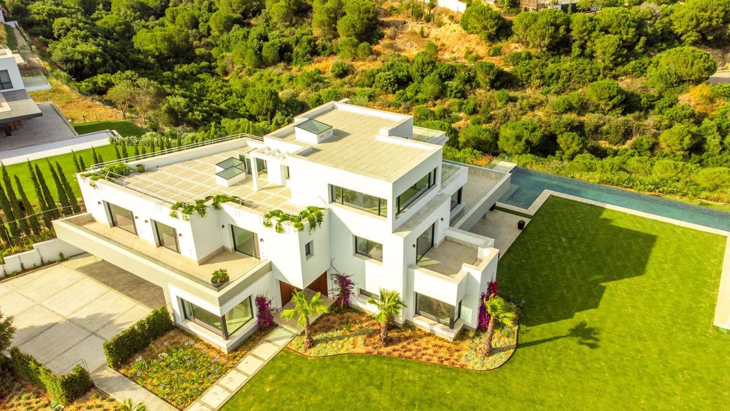 6 soverom Villa til salgs i Sotogrande med svømmebasseng garasje - € 6 975 000 (Ref: 9081010)