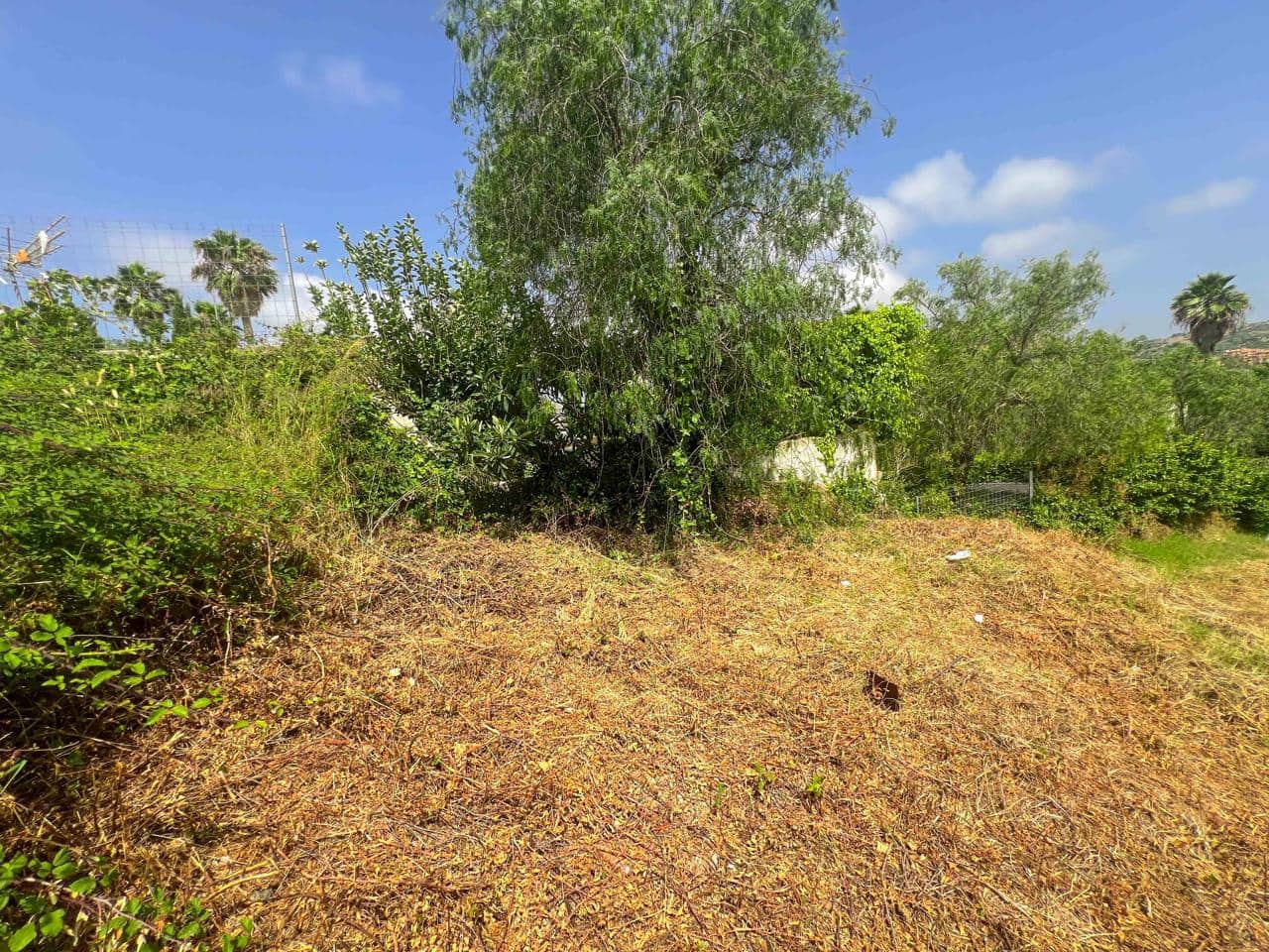 Grunde uden byggetilladelser til salg i Sotogrande - € 350.000 (Ref: 9100217)