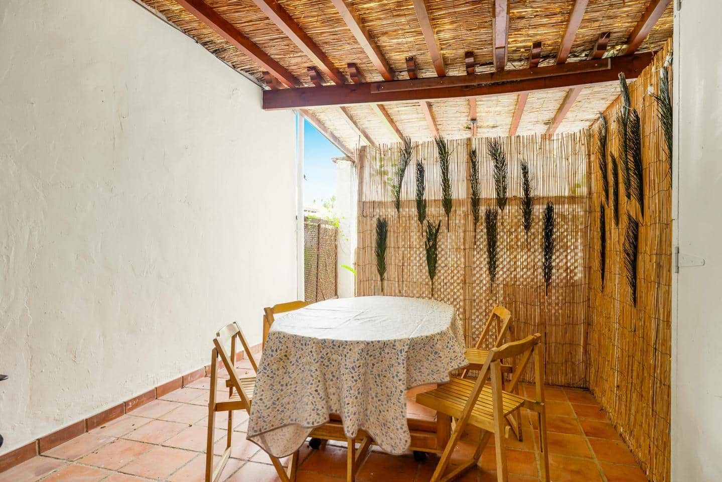 2 bedroom Villa for sale in Estepona with pool garage - € 495,000 (Ref: 9100219)