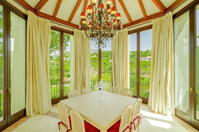 7 soverom Villa til salgs i La Zagaleta - El Madroñal, Benahavís med svømmebasseng garasje - € 6 250 000 (Ref: 9100220)