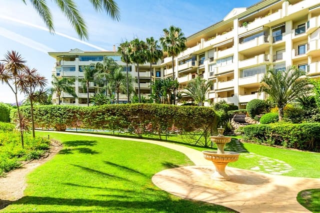 2 bedroom Flat for sale in Guadalmina Alta, Marbella with pool garage - € 435,000 (Ref: 9100221)