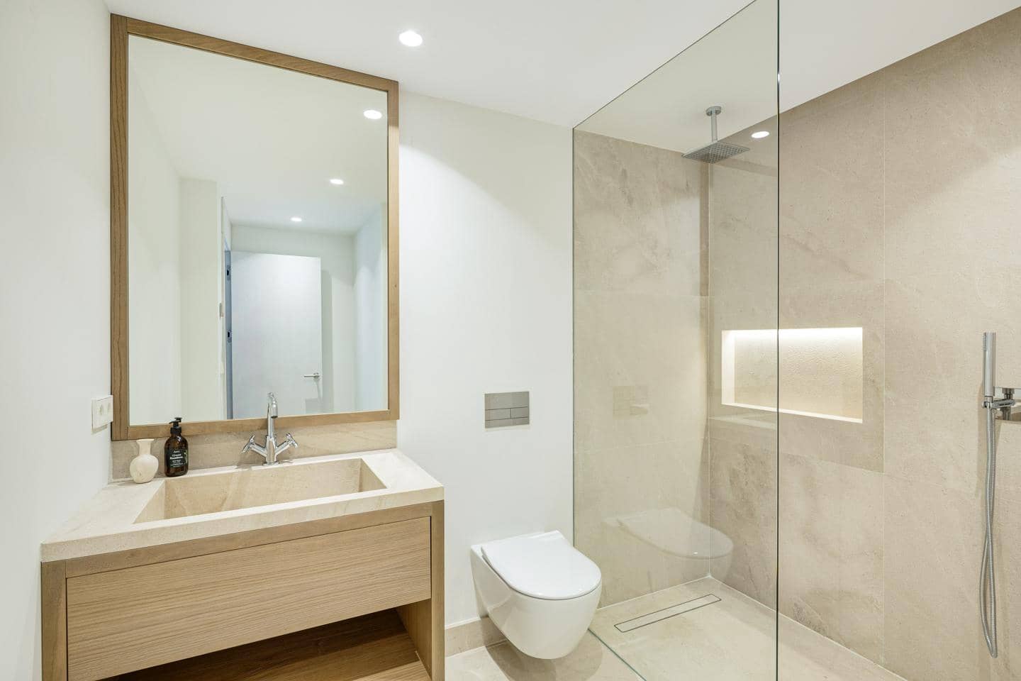 6 soveværelse Villa til salg i Marbella med swimmingpool garage - € 8.950.000 (Ref: 9111508)