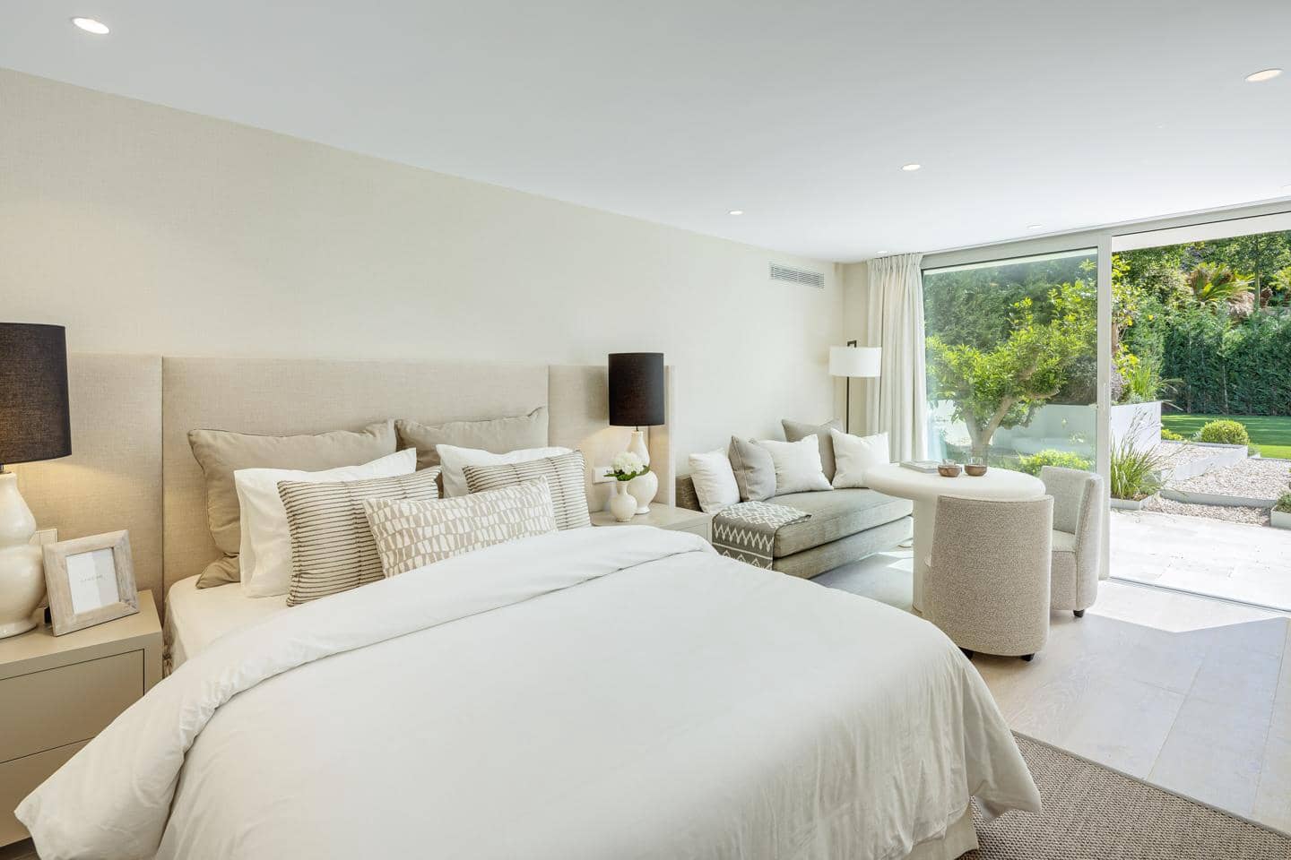 6 soveværelse Villa til salg i Marbella med swimmingpool garage - € 8.950.000 (Ref: 9111508)