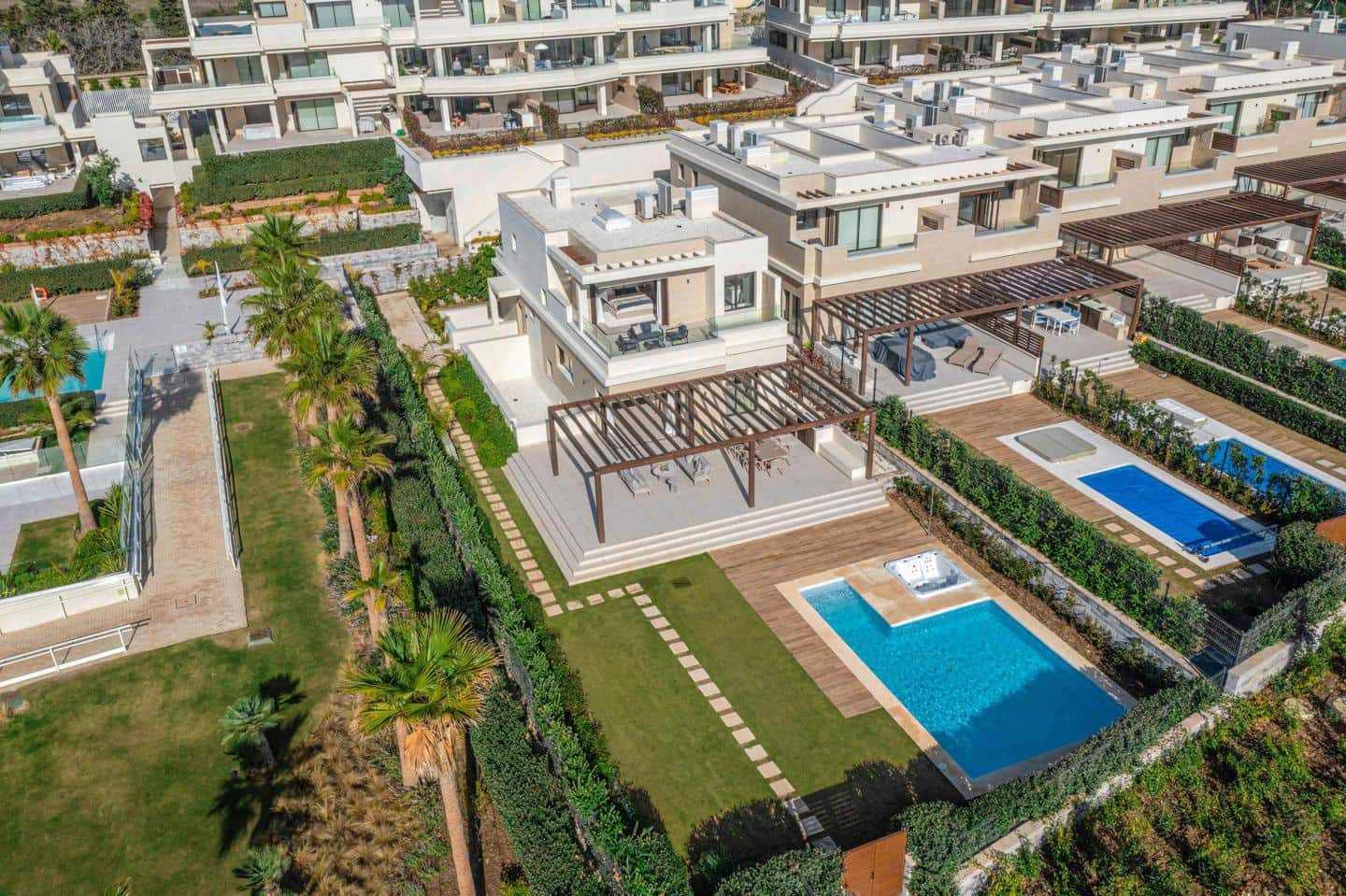 4 chambre Villa/Maison à vendre à New Golden Mile avec piscine garage - 4 500 000 € (Ref: 9115650)