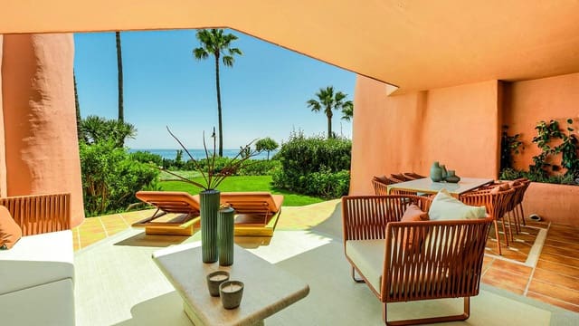 3 bedroom Flat for sale in Guadalmansa, Estepona with pool garage - € 2,350,000 (Ref: 9184461)