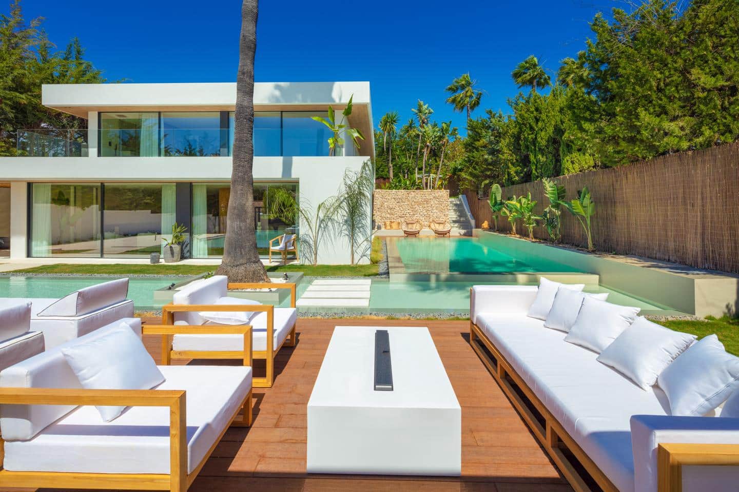 4 slaapkamer Villa te koop in Marbella met zwembad garage - € 3.550.000 (Ref: 9184689)