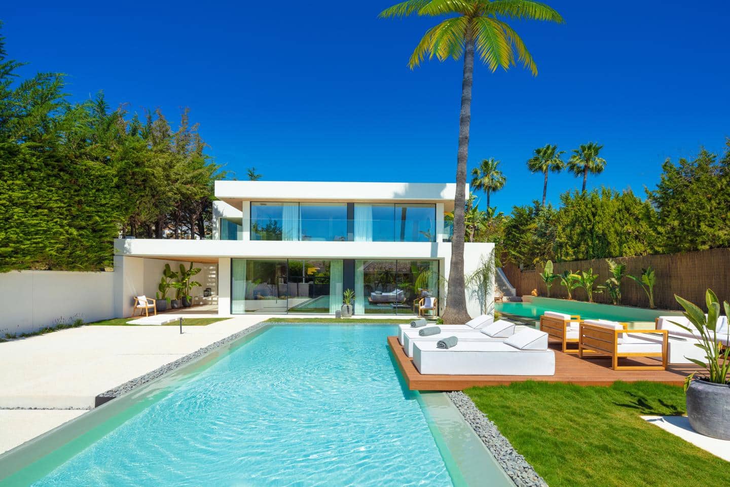 4 slaapkamer Villa te koop in Marbella met zwembad garage - € 3.550.000 (Ref: 9184689)