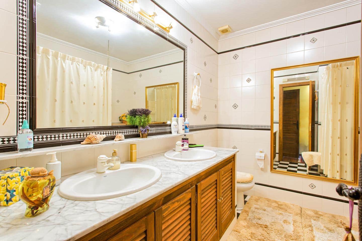 3 chambre Villa/Maison à vendre à Benahavis avec garage - 375 000 € (Ref: 9186055)