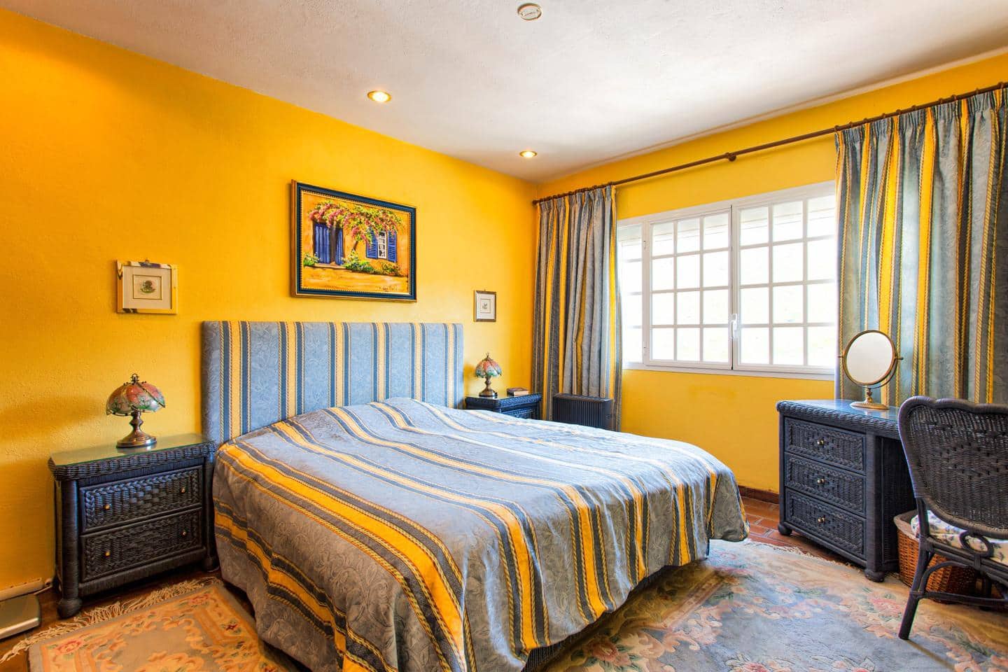 3 chambre Villa/Maison à vendre à Benahavis avec garage - 375 000 € (Ref: 9186055)