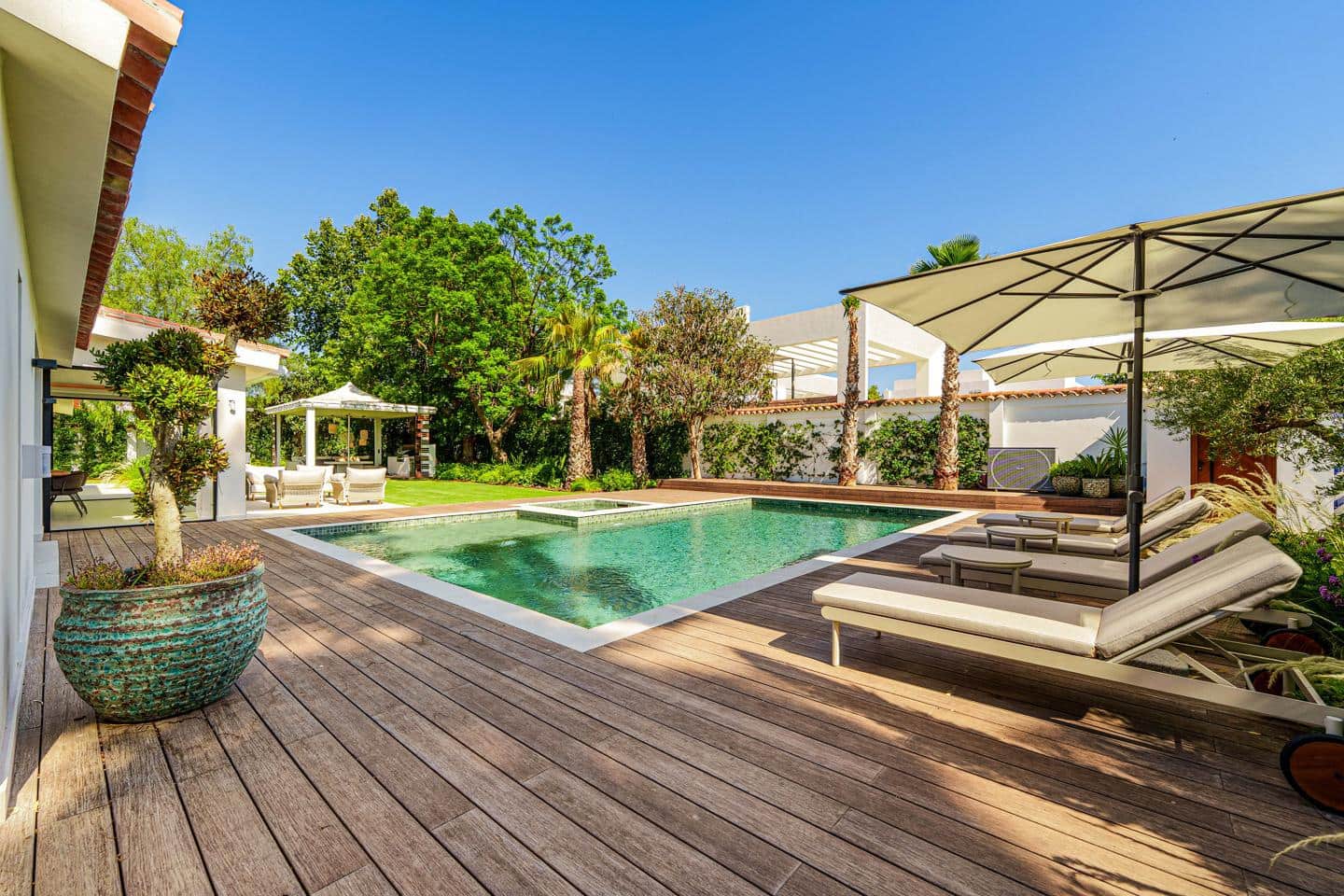 Chalet de 5 habitaciones en Marbella en venta con piscina garaje - 6.500.000 € (Ref: 9187862)