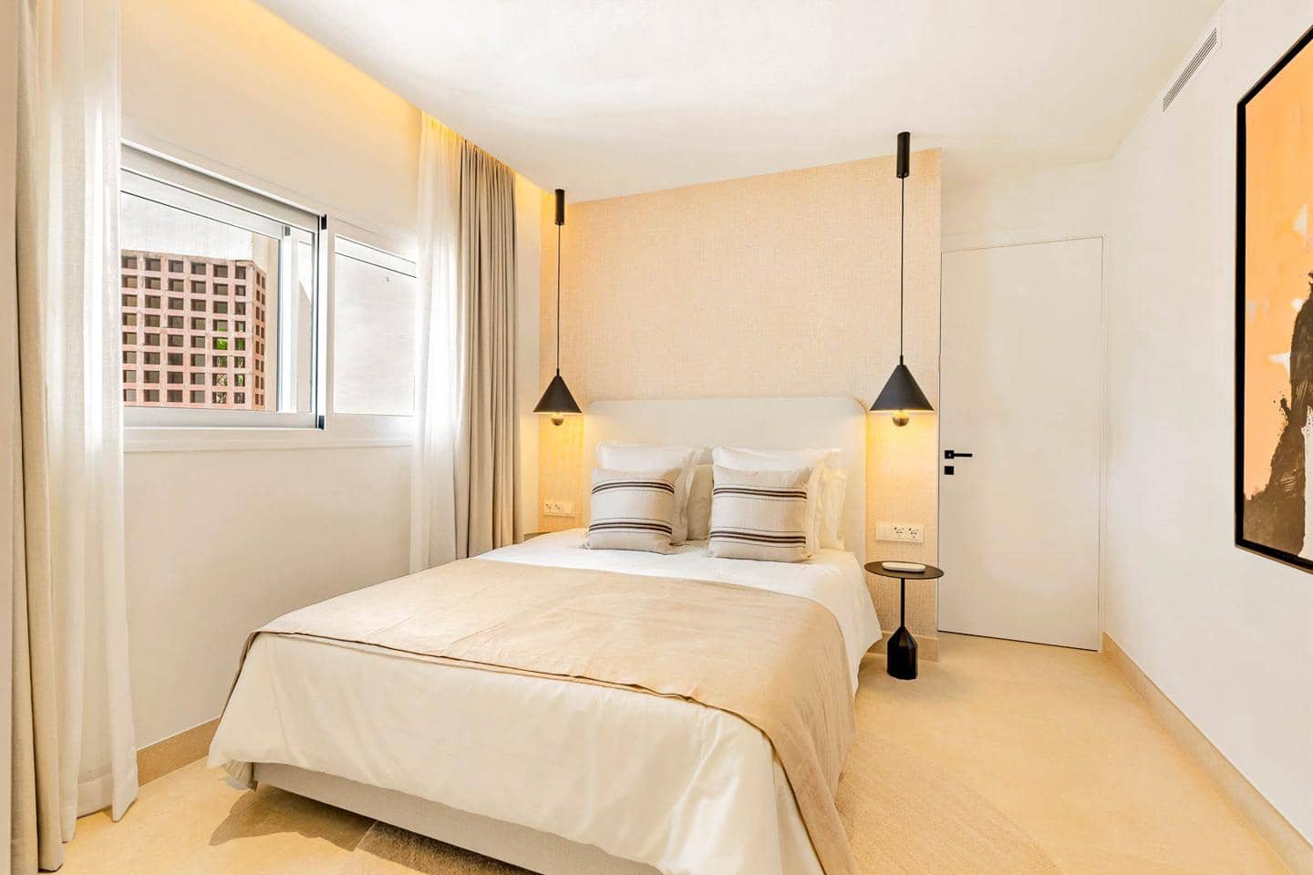 3 makuuhuone Asunto myytävänä paikassa New Golden Mile mukana uima-altaan 
autotalli - 2 995 000 € (Ref: 9207844)