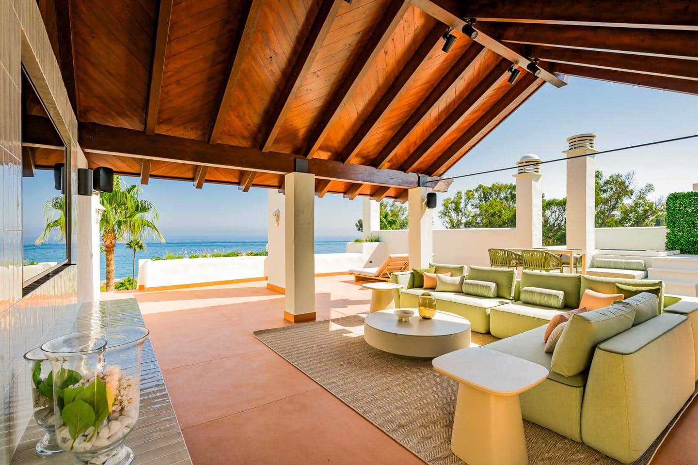 3 makuuhuone Asunto myytävänä paikassa New Golden Mile mukana uima-altaan 
autotalli - 2 995 000 € (Ref: 9207844)