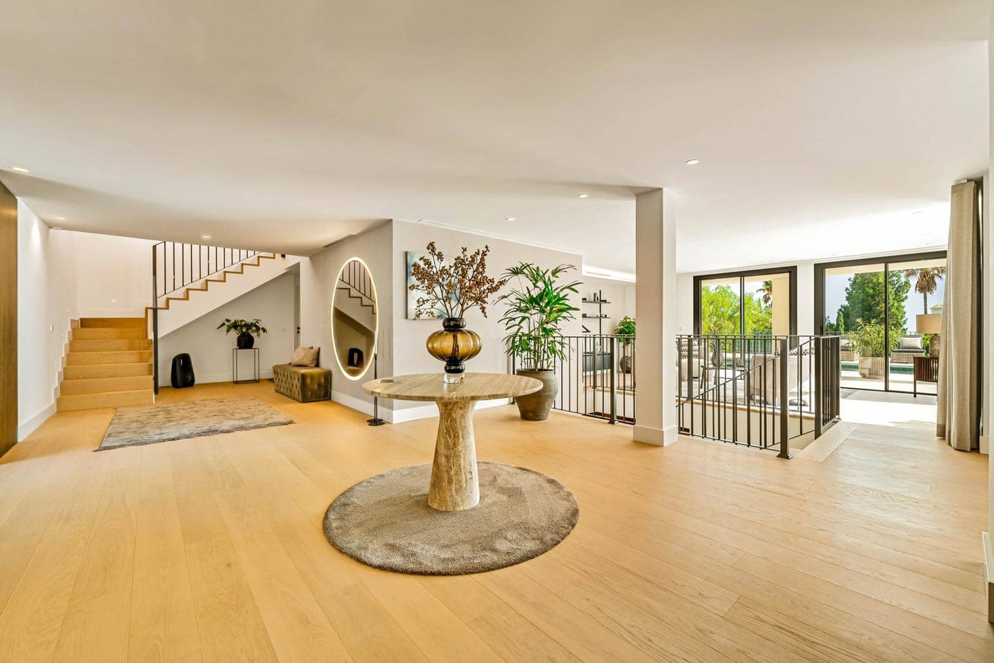 5 slaapkamer Villa te koop in Marbella met zwembad garage - € 7.800.000 (Ref: 9230182)