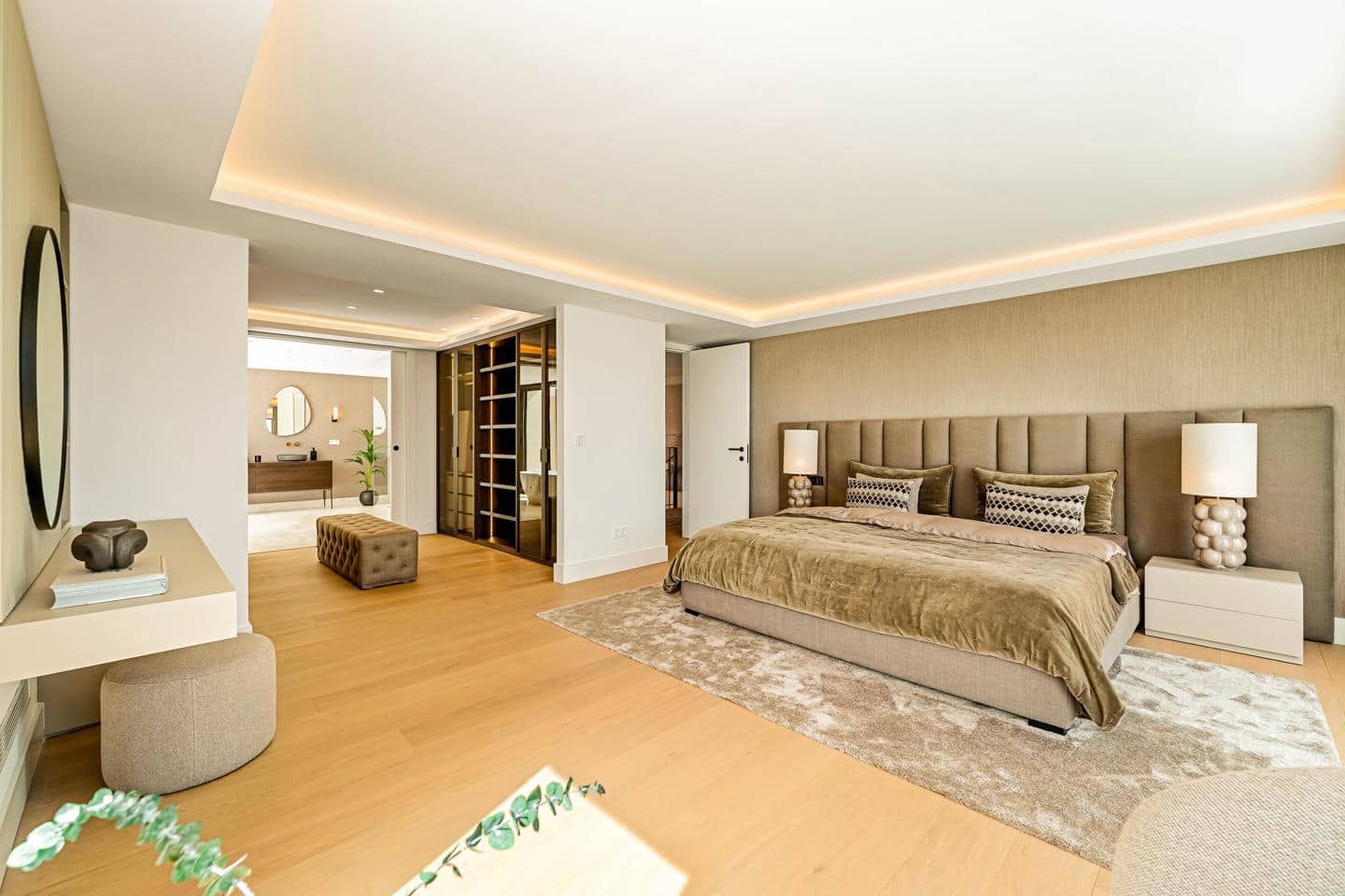 5 slaapkamer Villa te koop in Marbella met zwembad garage - € 7.800.000 (Ref: 9230182)