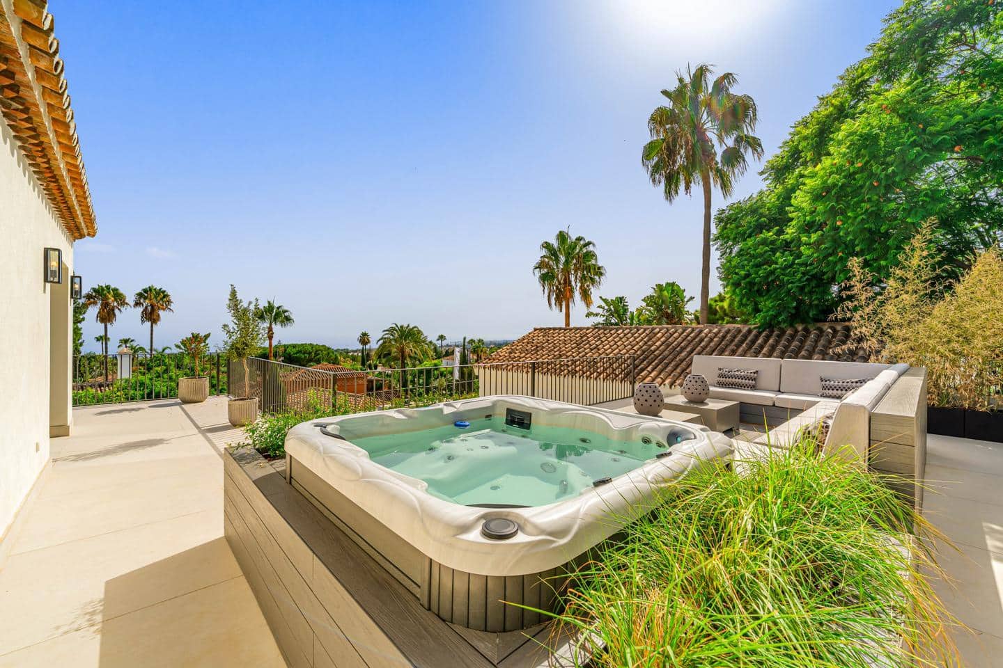 5 slaapkamer Villa te koop in Marbella met zwembad garage - € 7.800.000 (Ref: 9230182)