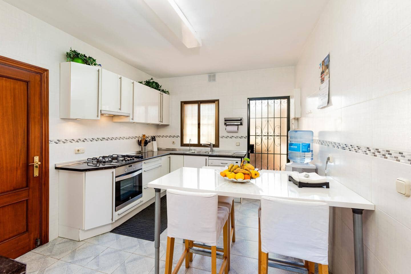 6 slaapkamer Villa te koop in Marbella met zwembad garage - € 2.525.000 (Ref: 9230237)