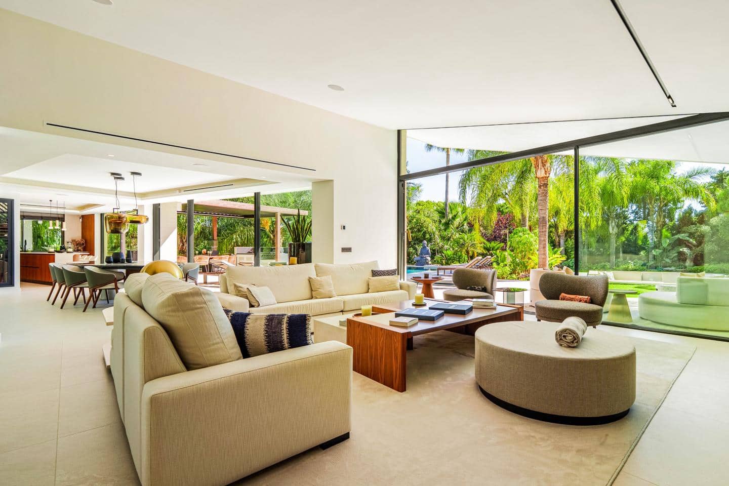 Chalet de 5 habitaciones en Marbella en venta con piscina garaje - 5.875.000 € (Ref: 9247858)