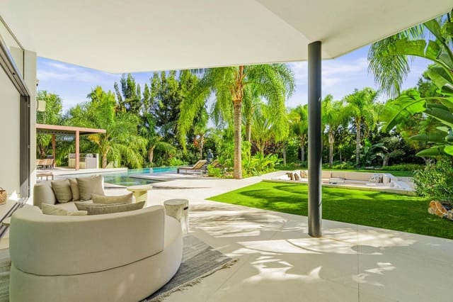 Chalet de 5 habitaciones en Hacienda Las Chapas, Marbella en venta con piscina garaje - 5.875.000 € (Ref: 9247858)