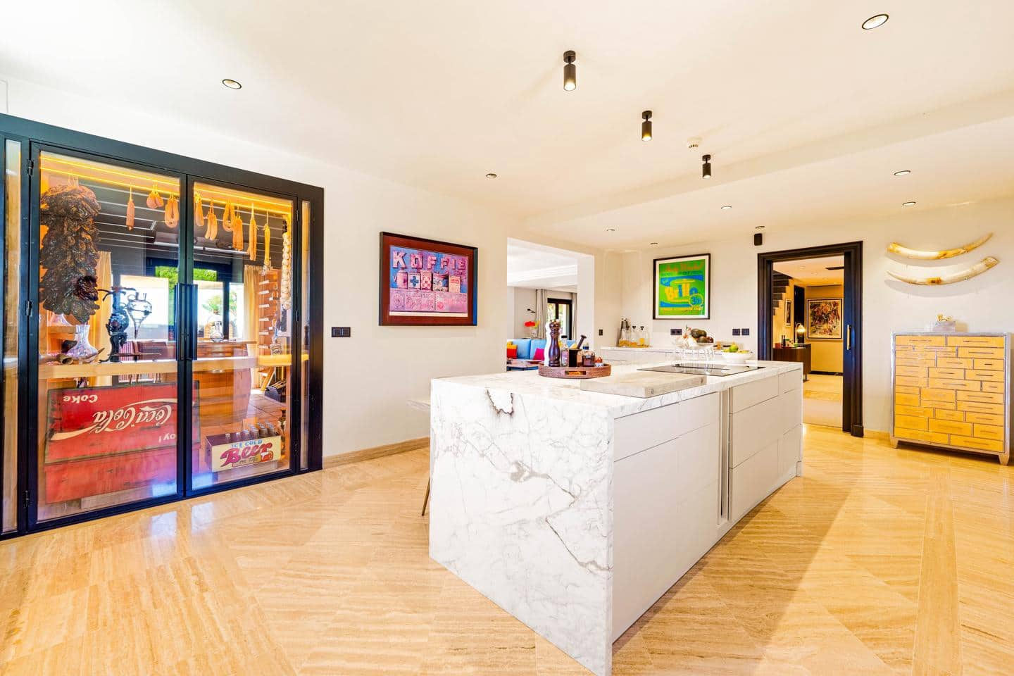 Piso de 4 habitaciones en Marbella en venta con piscina garaje - 3.695.000 € (Ref: 9247900)