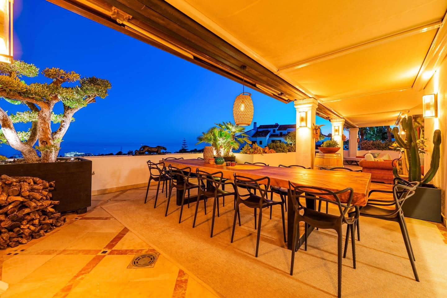 Piso de 4 habitaciones en Marbella en venta con piscina garaje - 3.695.000 € (Ref: 9247900)