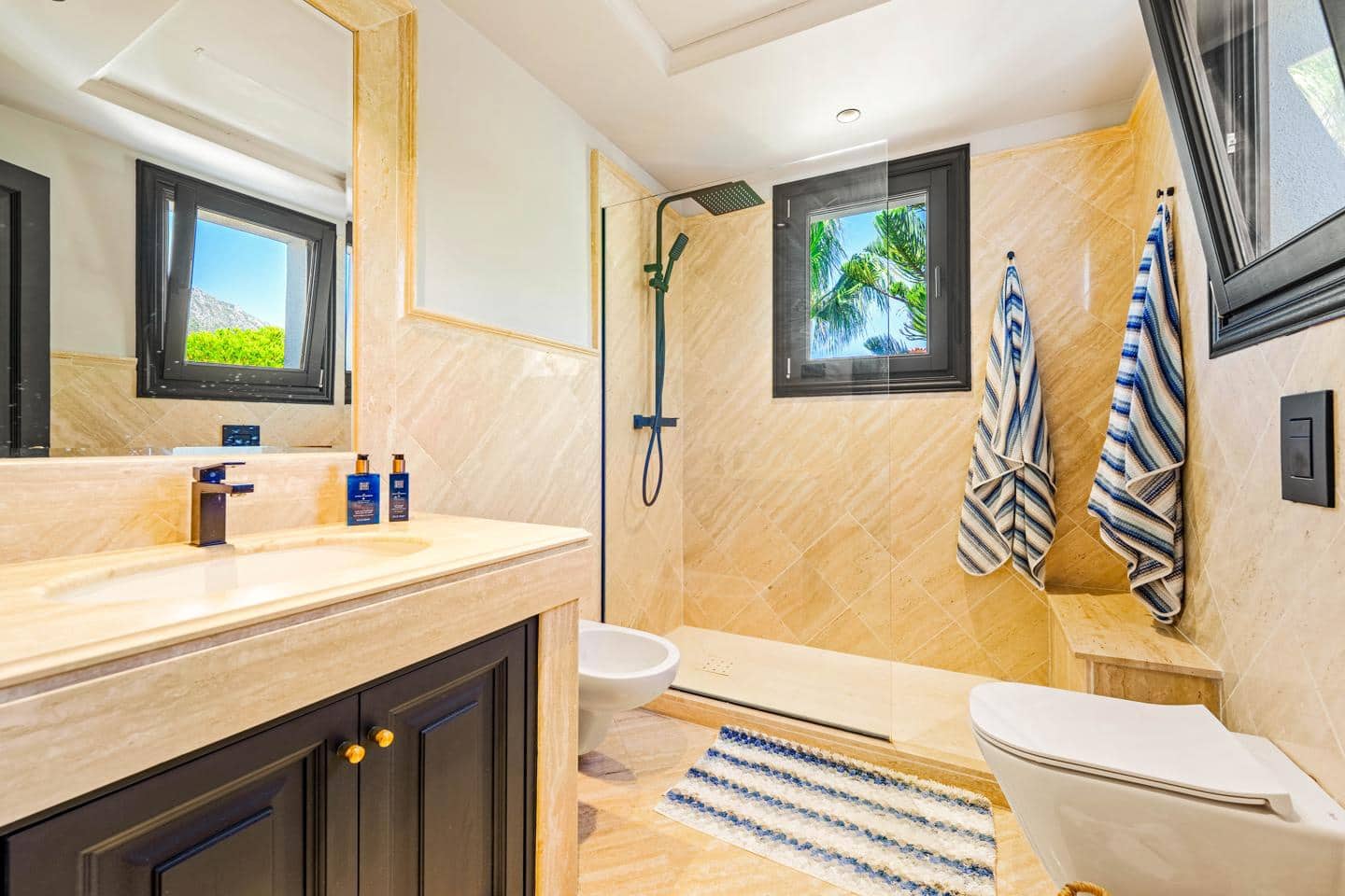 Piso de 4 habitaciones en Marbella en venta con piscina garaje - 3.695.000 € (Ref: 9247900)