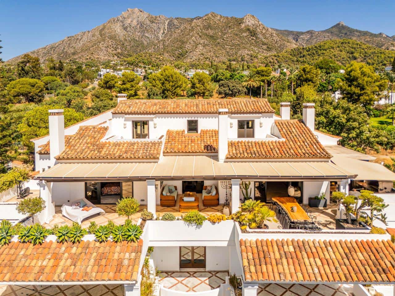 Piso de 4 habitaciones en Marbella en venta con piscina garaje - 3.695.000 € (Ref: 9247900)