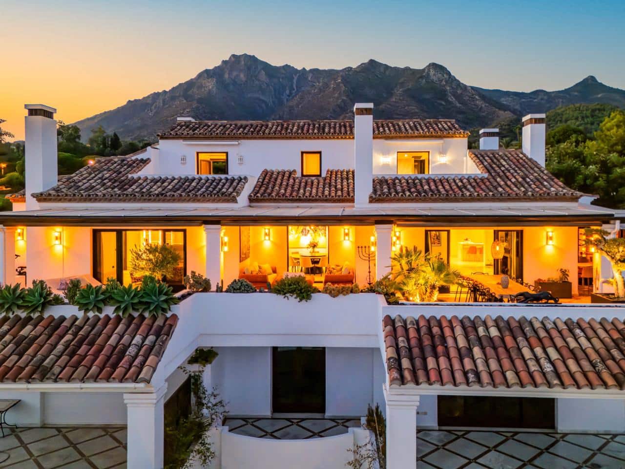 Piso de 4 habitaciones en Marbella en venta con piscina garaje - 3.695.000 € (Ref: 9247900)