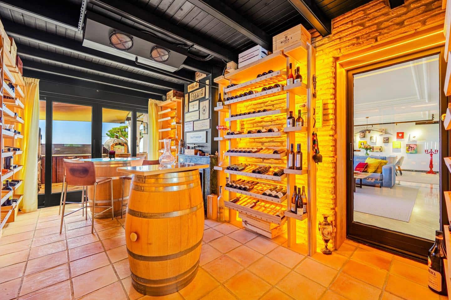 Piso de 4 habitaciones en Marbella en venta con piscina garaje - 3.695.000 € (Ref: 9247900)