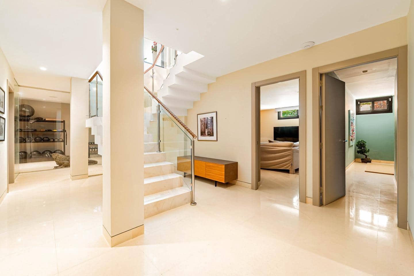 5 slaapkamer Villa te koop in Marbella met zwembad garage - € 4.995.000 (Ref: 9255944)