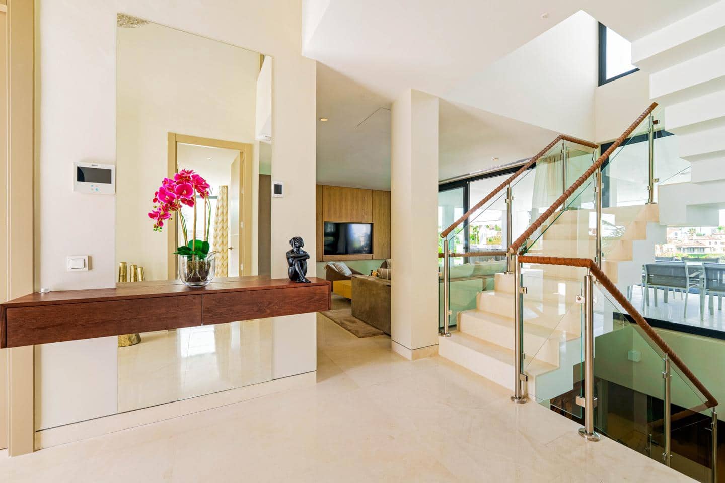 5 slaapkamer Villa te koop in Marbella met zwembad garage - € 4.995.000 (Ref: 9255944)