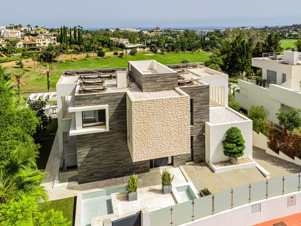 5 slaapkamer Villa te koop in Marbella met zwembad garage - € 4.995.000 (Ref: 9255944)