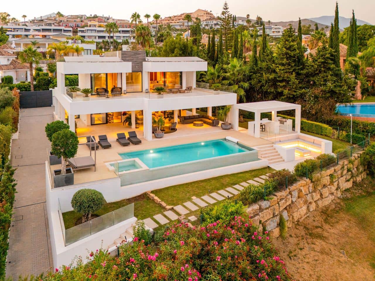 5 slaapkamer Villa te koop in Marbella met zwembad garage - € 4.995.000 (Ref: 9255944)