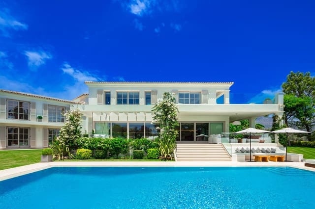 6 soverom Villa til salgs i Aloha Golf, Marbella med svømmebasseng garasje - € 10 900 000 (Ref: 9255945)