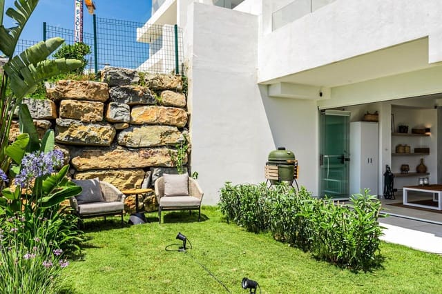 2 quarto Apartamento para venda em Estepona Golf, Estepona com piscina garagem - 495 000 € (Ref: 9297485)