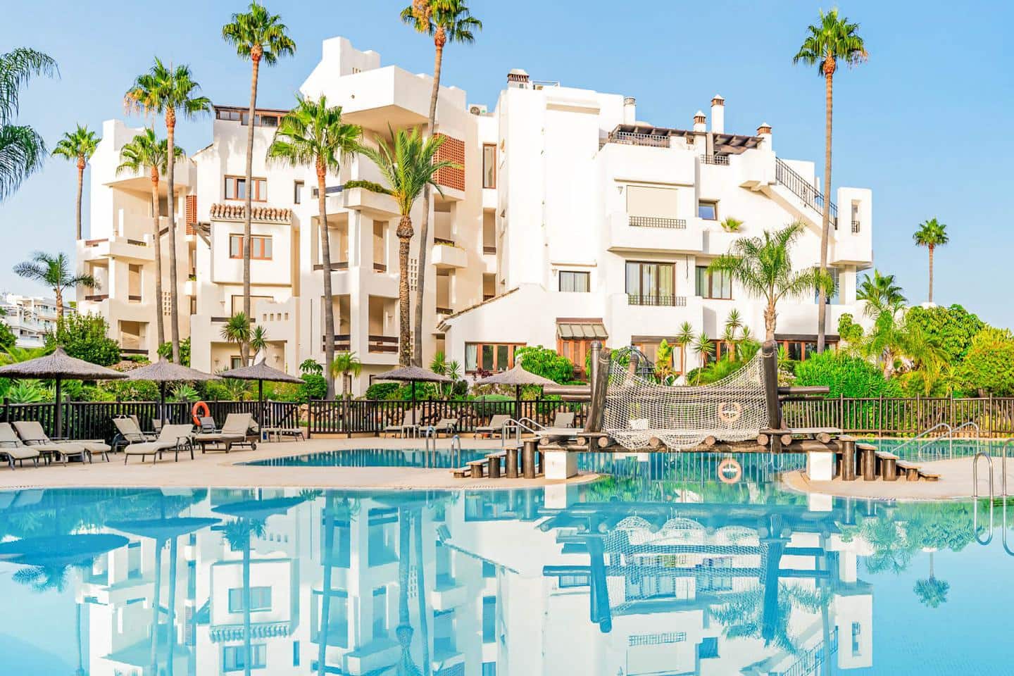 3 soveværelse Lejlighed til salg i Estepona med swimmingpool garage - € 1.995.000 (Ref: 9346556)