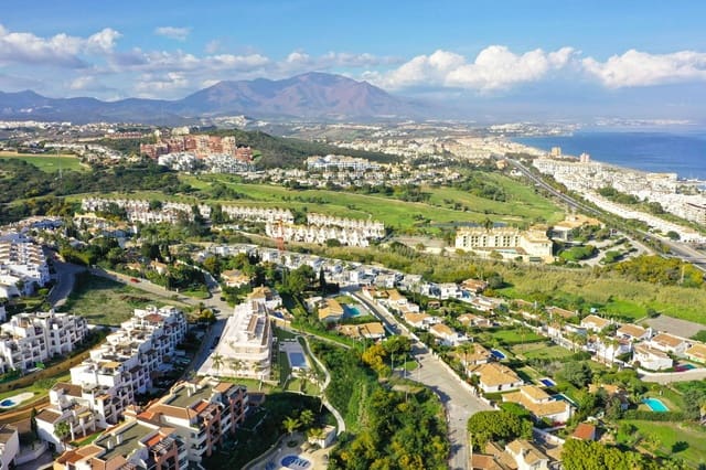 3 quarto Apartamento para venda em Castillo de la Duquesa, Manilva com piscina garagem - 509 500 € (Ref: 9405849)