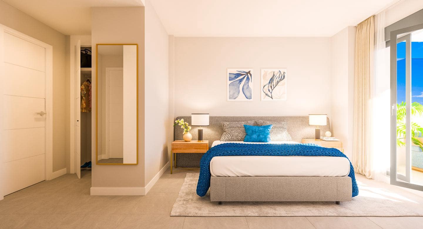 Piso de 3 habitaciones en Manilva en venta con piscina garaje - 327.000 € (Ref: 9410032)