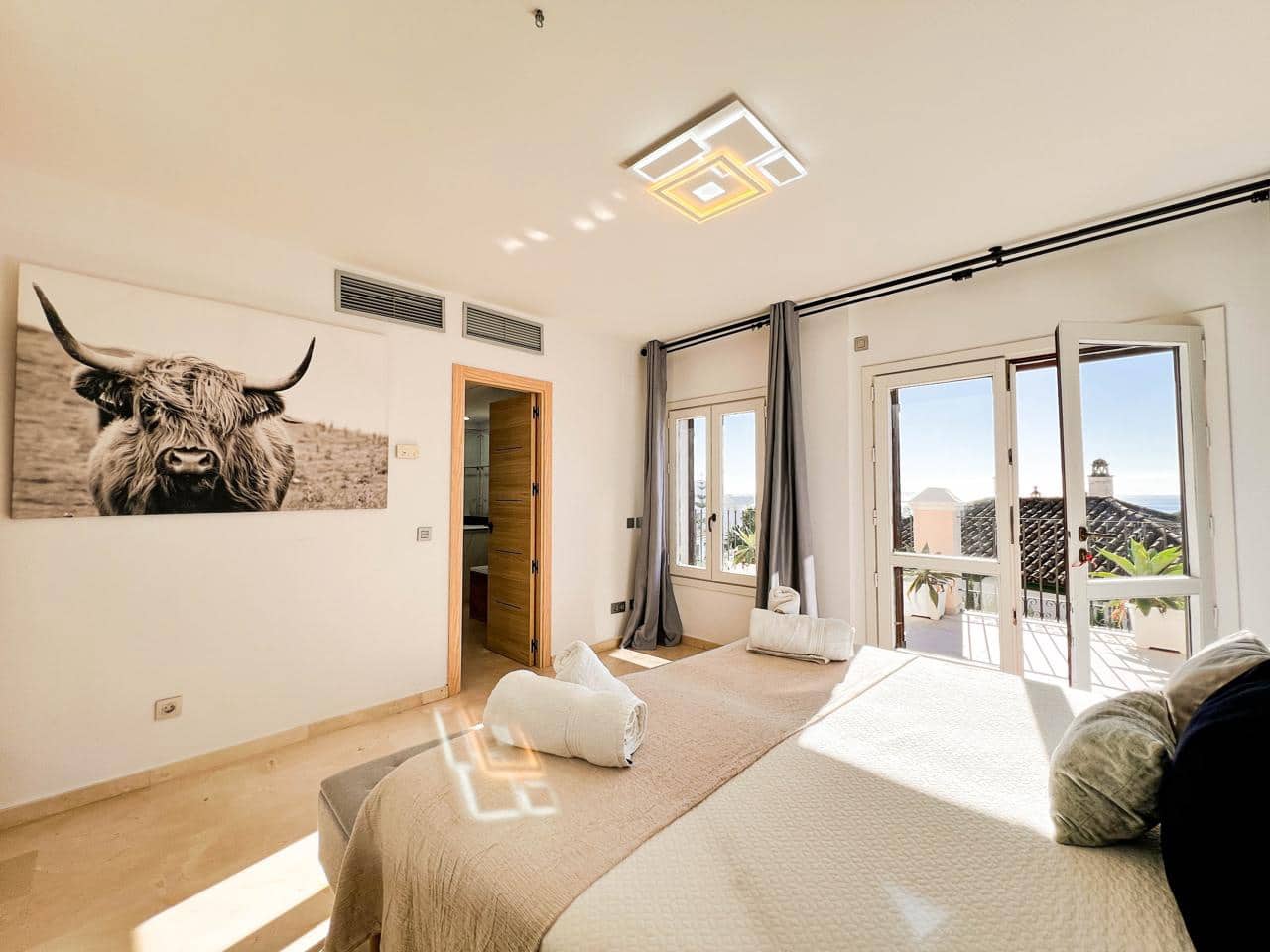 Chalet de 6 habitaciones en Marbella en venta con piscina garaje - 1.600.000 € (Ref: 9410187)