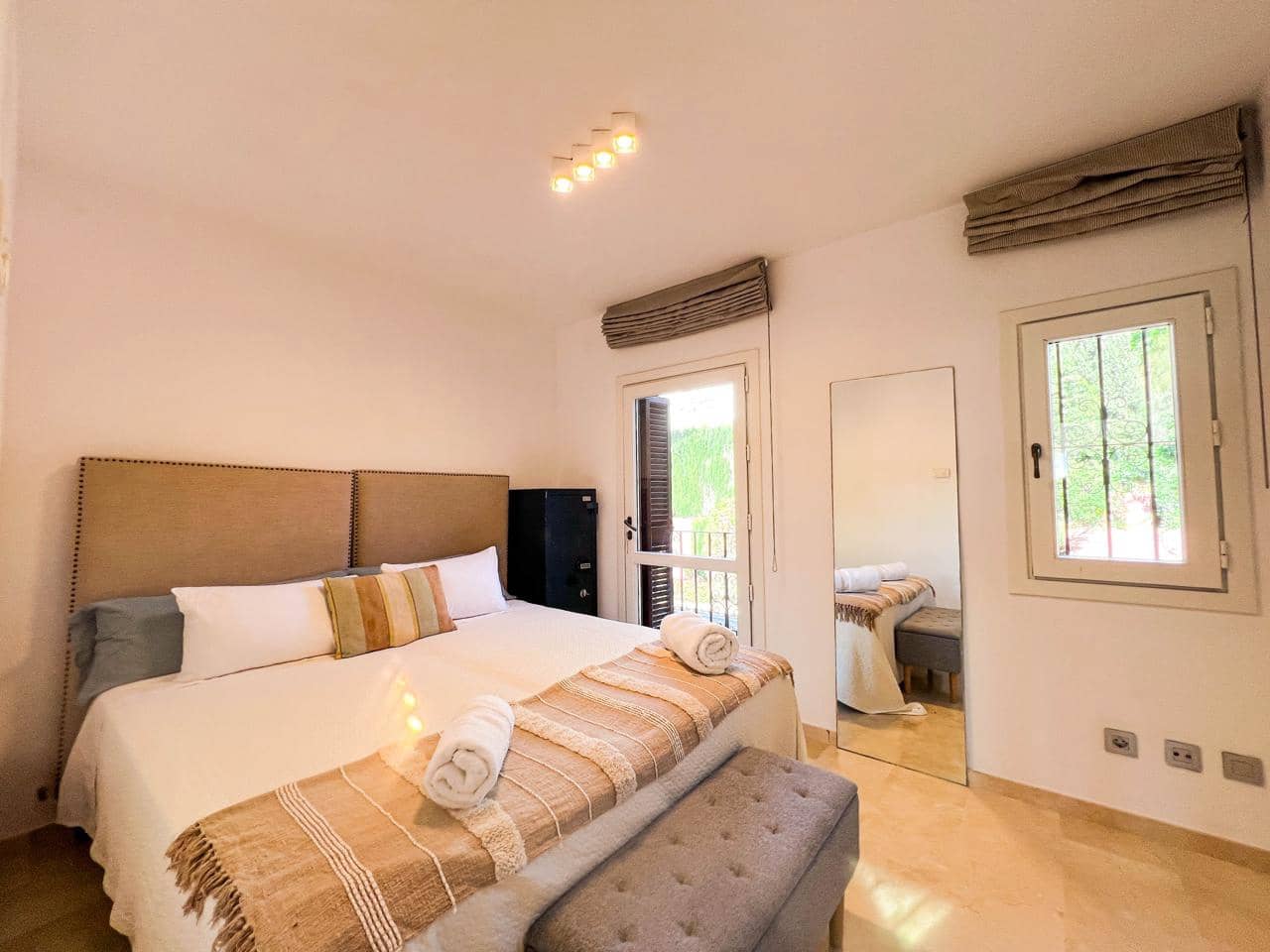 Chalet de 6 habitaciones en Marbella en venta con piscina garaje - 1.600.000 € (Ref: 9410187)