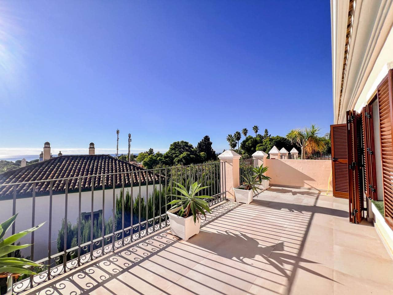 Chalet de 6 habitaciones en Marbella en venta con piscina garaje - 1.600.000 € (Ref: 9410187)