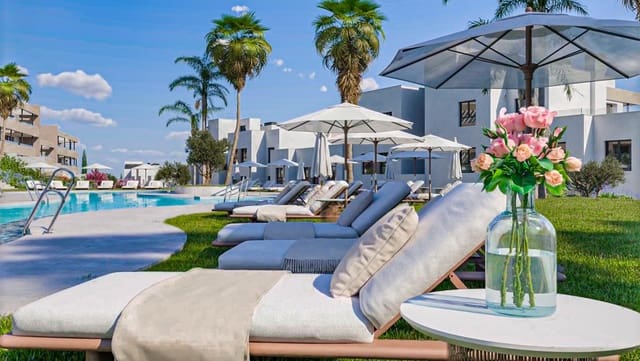 2 bedroom Flat for sale in Casares Golf - Casares del Sol, Casares with pool garage - € 395,000 (Ref: 9410188)