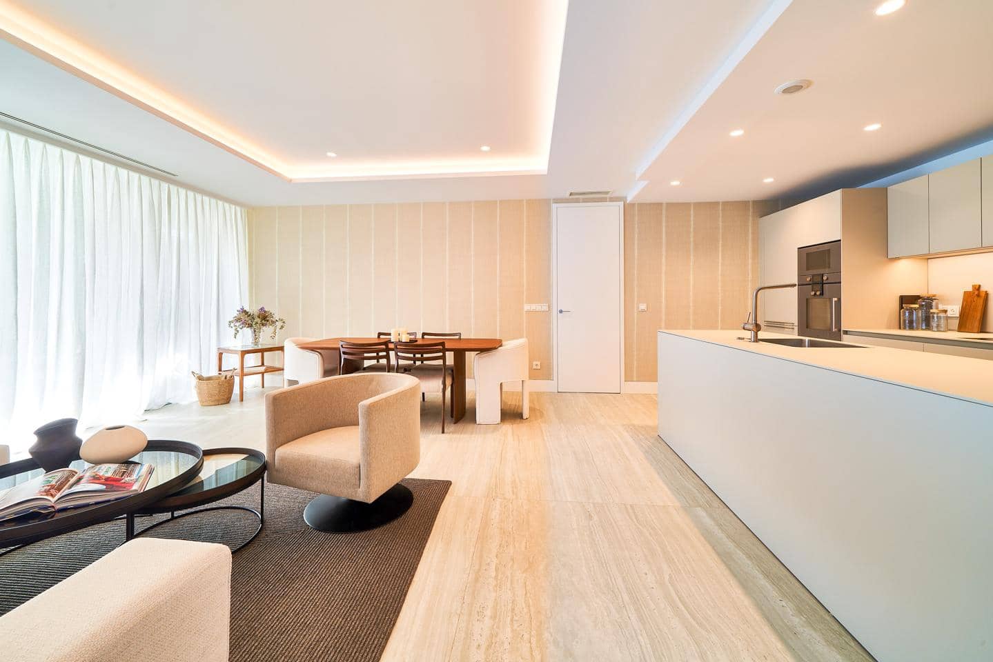 2 makuuhuone Asunto myytävänä paikassa Estepona mukana uima-altaan 
autotalli - 995 000 € (Ref: 9410293)