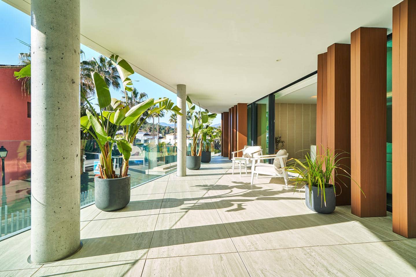 2 makuuhuone Asunto myytävänä paikassa Estepona mukana uima-altaan 
autotalli - 995 000 € (Ref: 9410293)